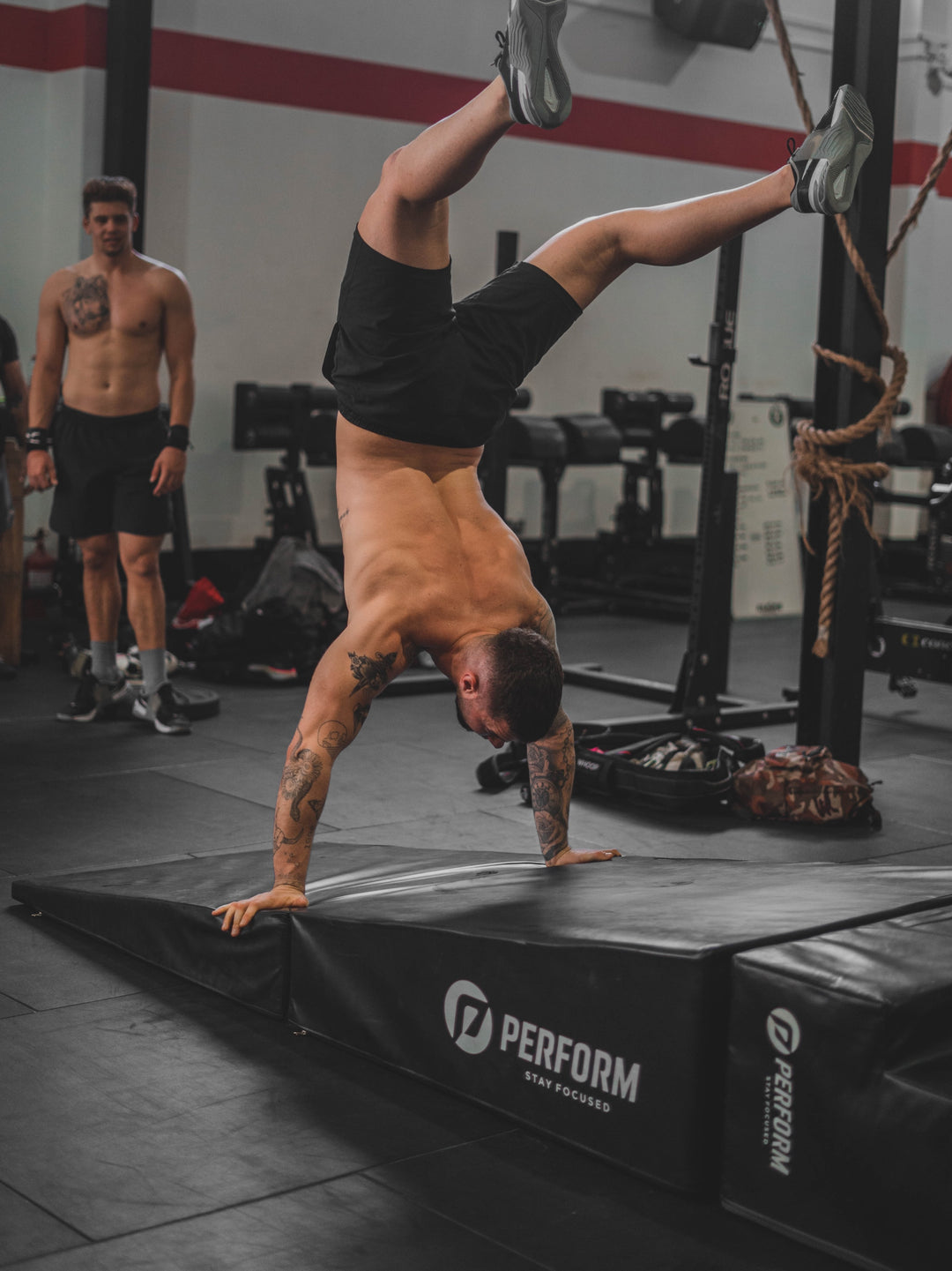 HANDSTANDWALK RAMP